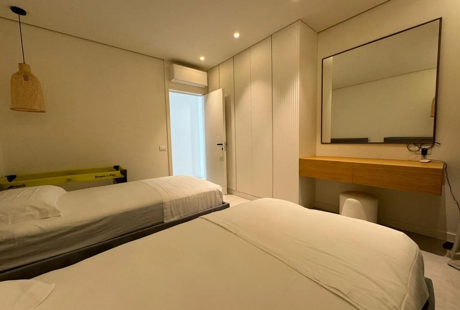Luxury Apartment & Guest House, Green Coast Himare