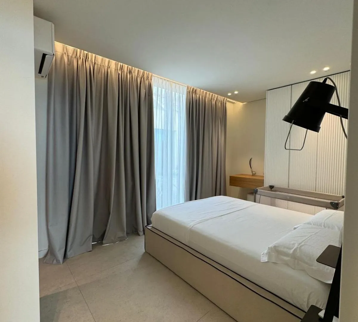Luxury Apartment & Guest House, Green Coast Himare